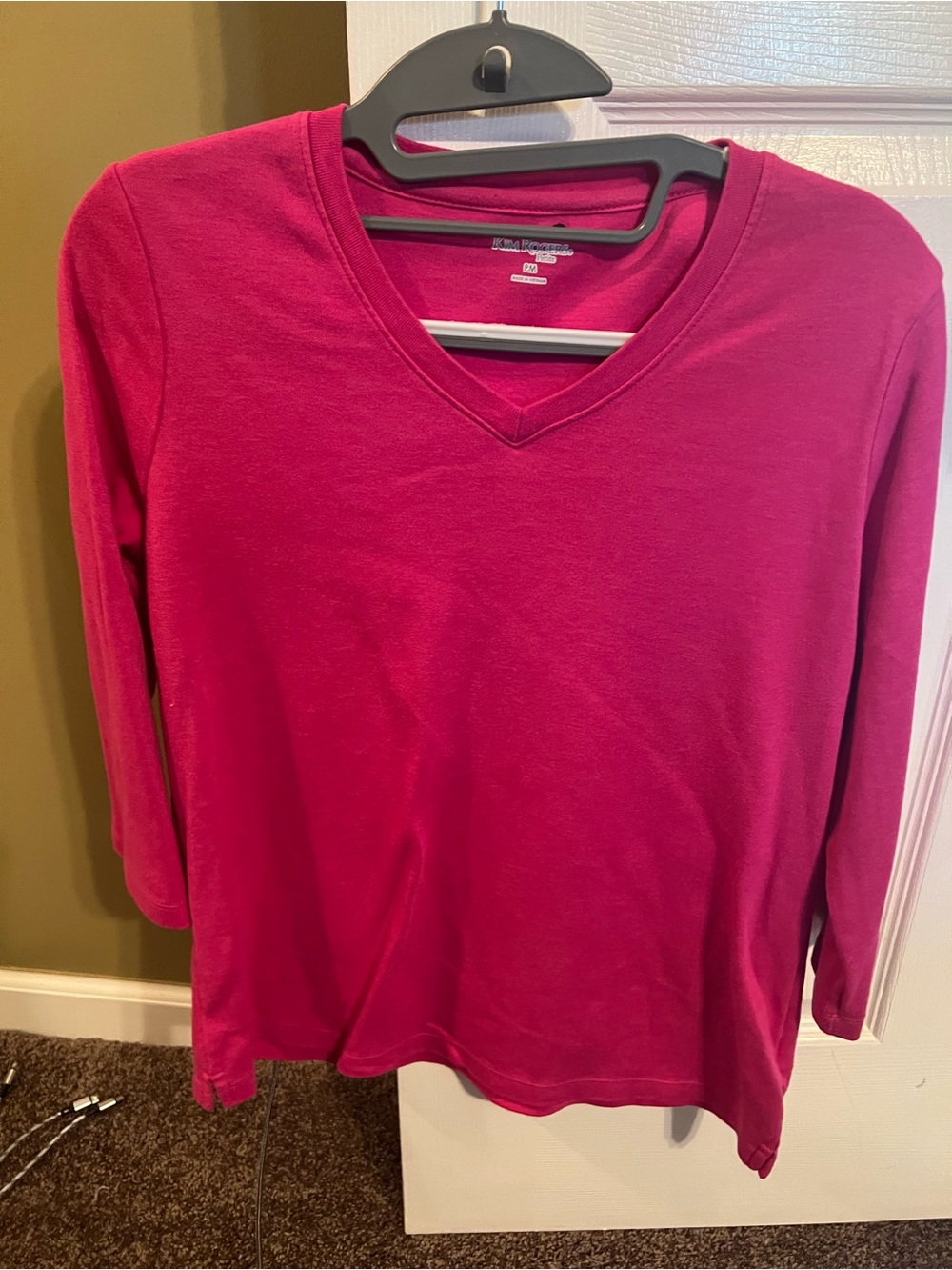 Kim Rogers Women's Long Sleeve V-Neck Top - Raspberry